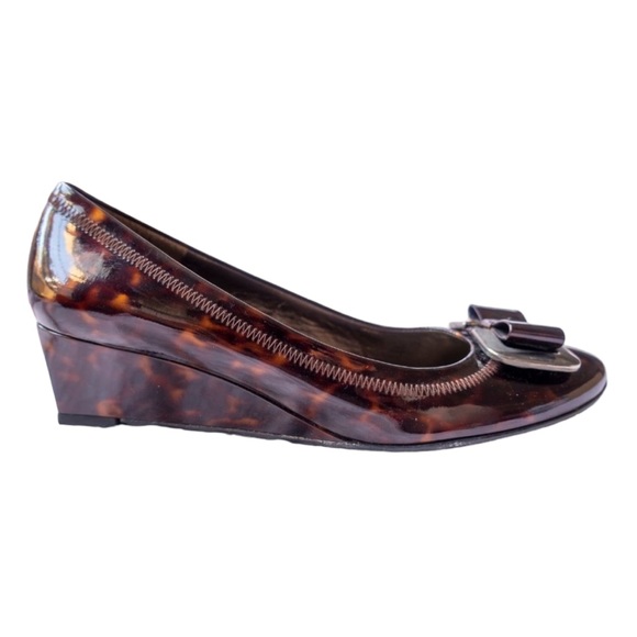 Stuart Weitzman Wedge Tortoise Shell Leather Wedge Flats Buckle Dress Heels - Picture 6 of 10